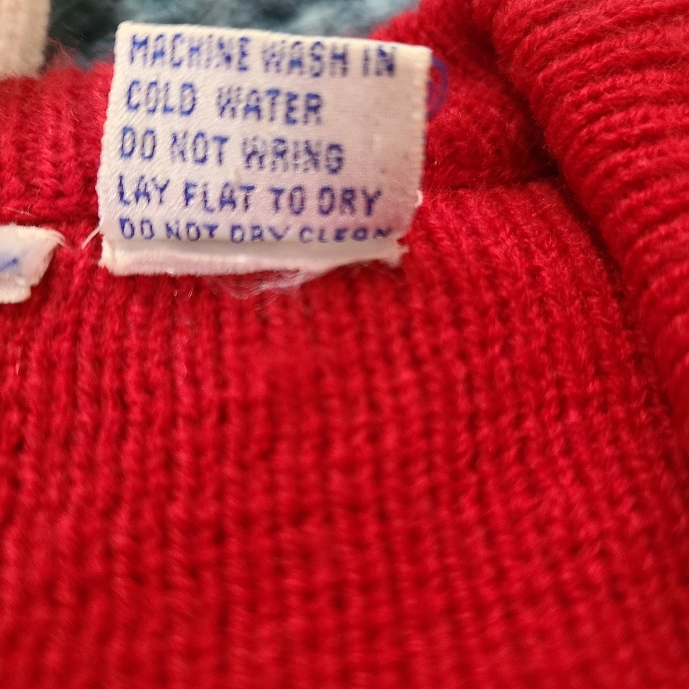 STARTER Red V-Neck Sweater - Picture 8 of 10